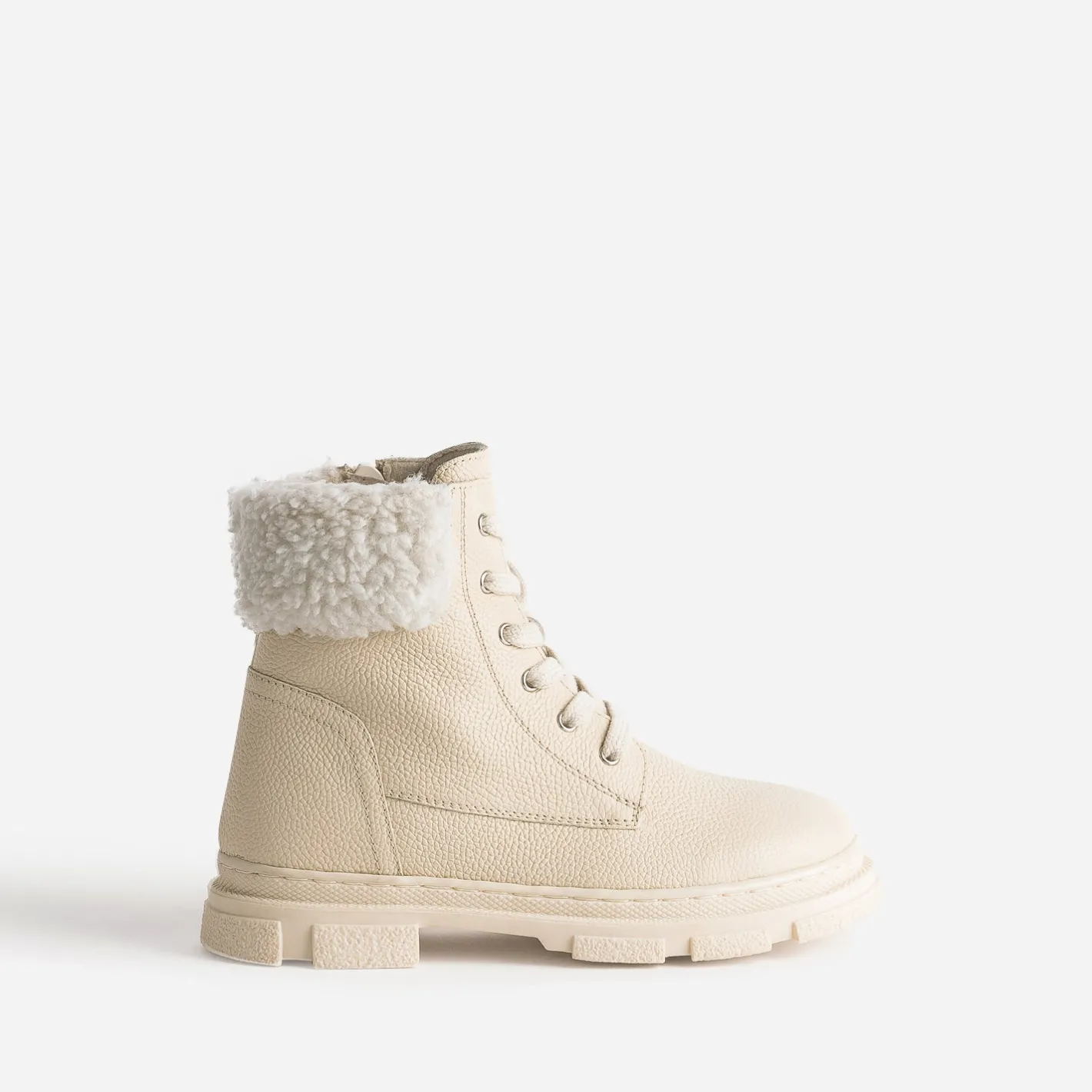 Boots éco-conçu à lacet en cuir fourré^Buggy New