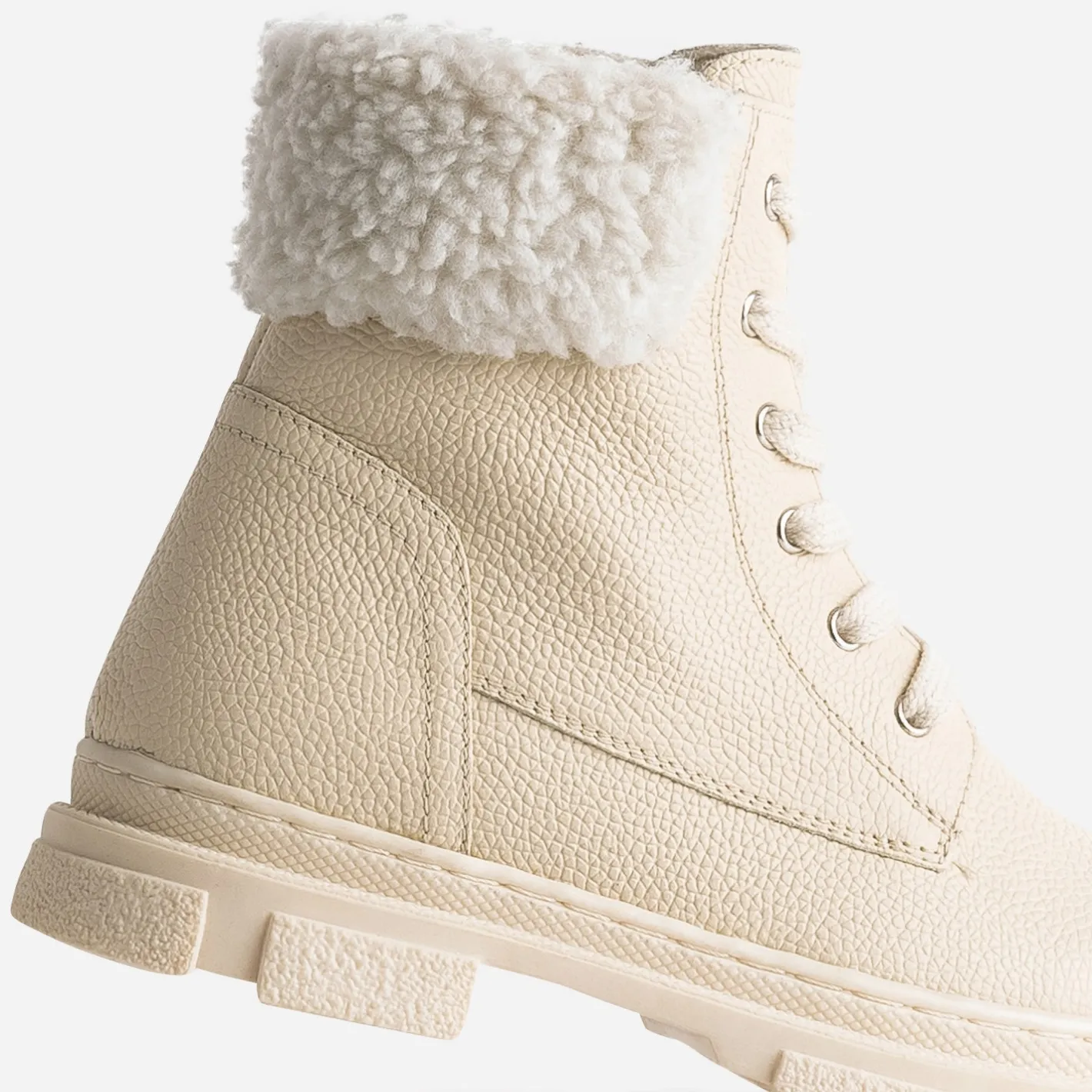 Boots éco-conçu à lacet en cuir fourré^Buggy New