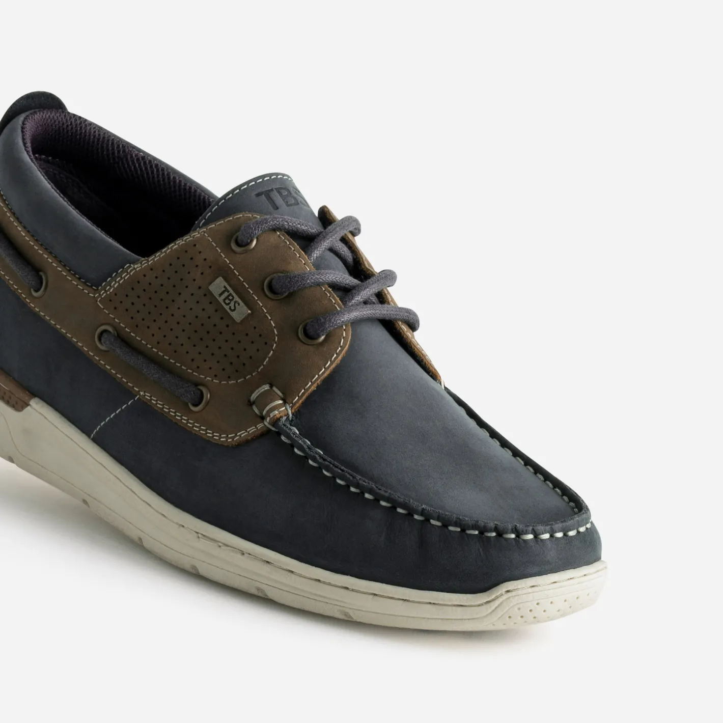 Chaussure-bateau et marron cuir^Tbs Sale
