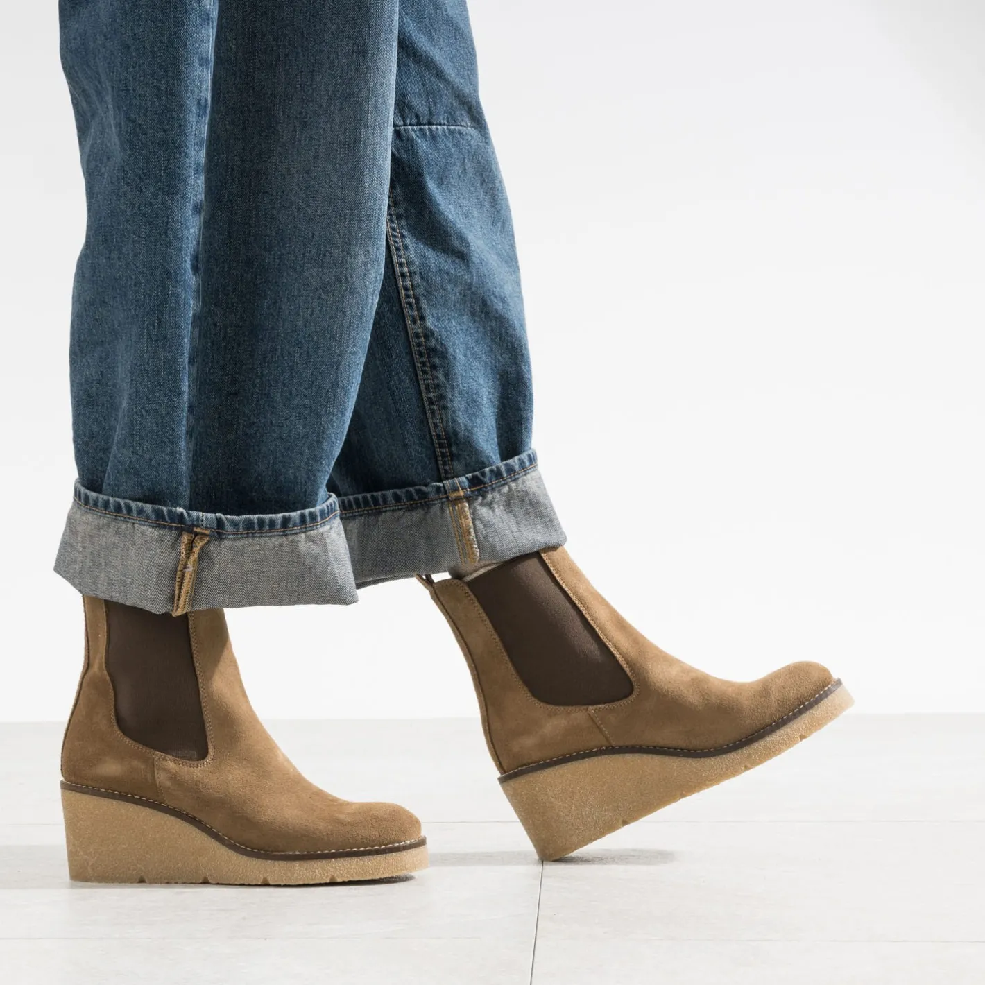 Chelsea boots compensé cuir velours^Eram Online