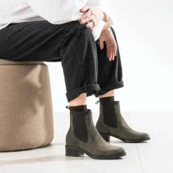 Chelsea boots cuir velours^Eram Discount