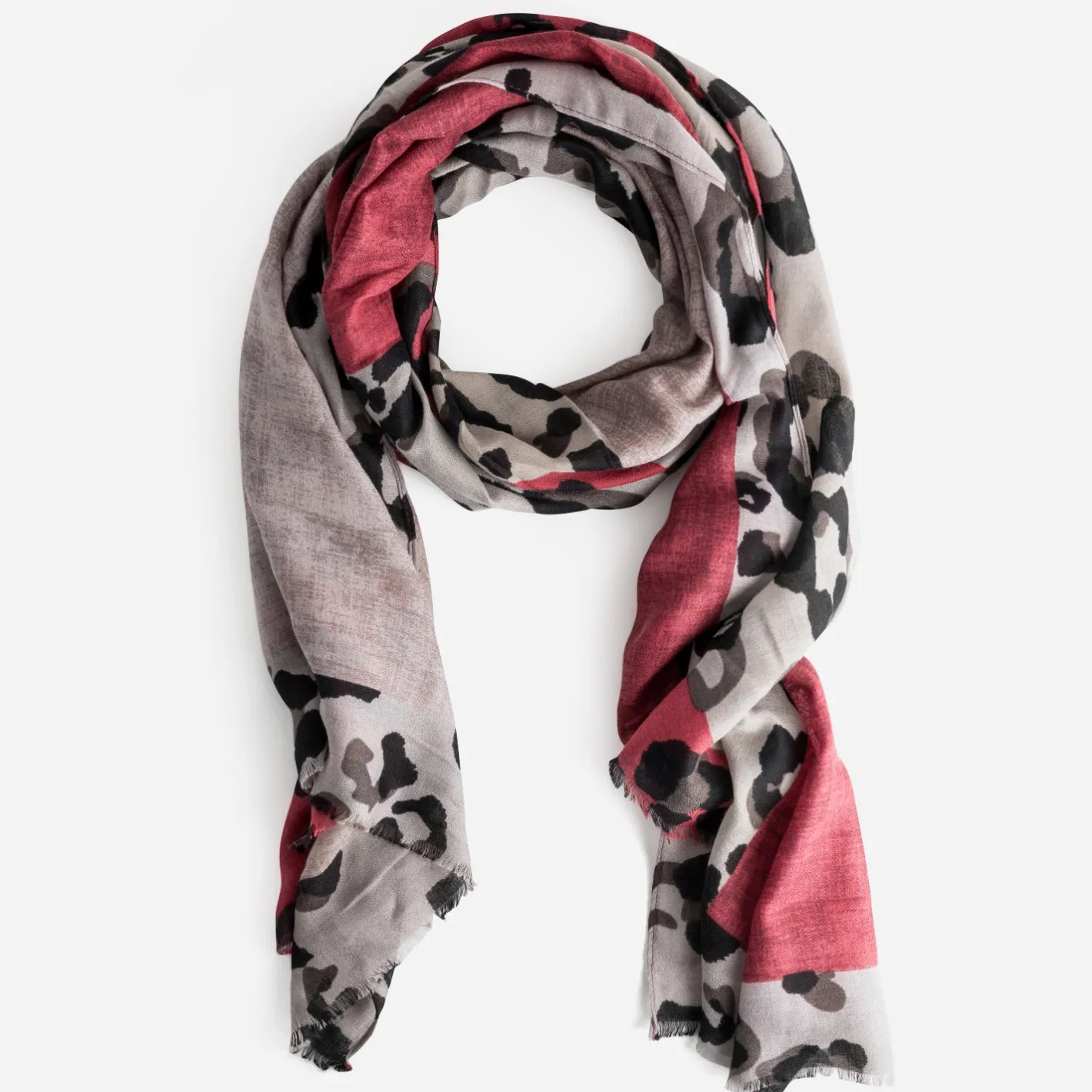 Foulard rouge et beige à motif léopard^Texto New