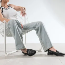 Mocassin cuir détails clous bombés^Eram Hot