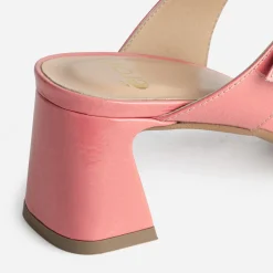 Mule à talon cuir verni double bride^Eram