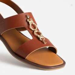 Sandale cuir détail bijou^Eram