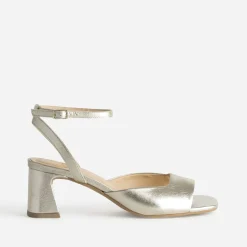 Sandale dée cuir décolleté carré^Eram Outlet
