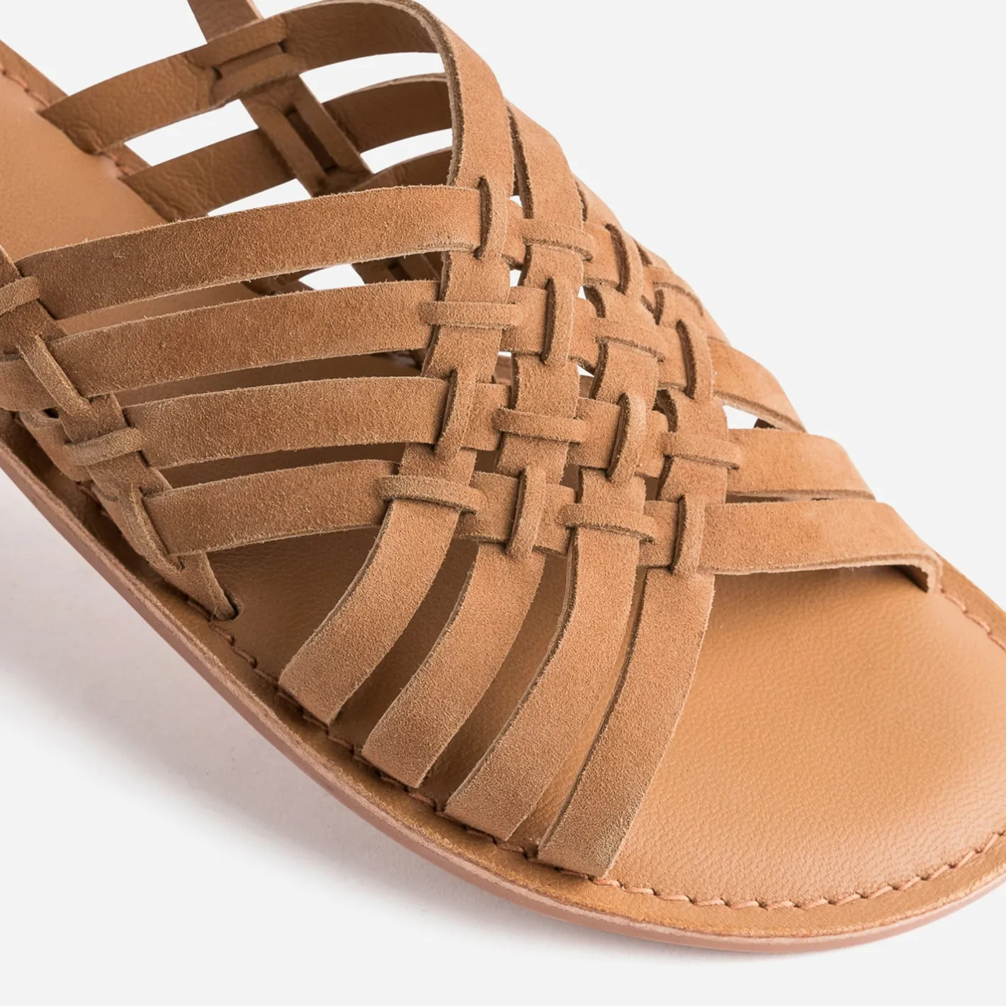 Sandale marron en cuir velours tressé^Eram Sale