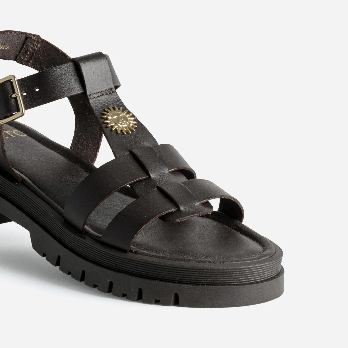 Sandale cuir décor soleil^Texto Clearance