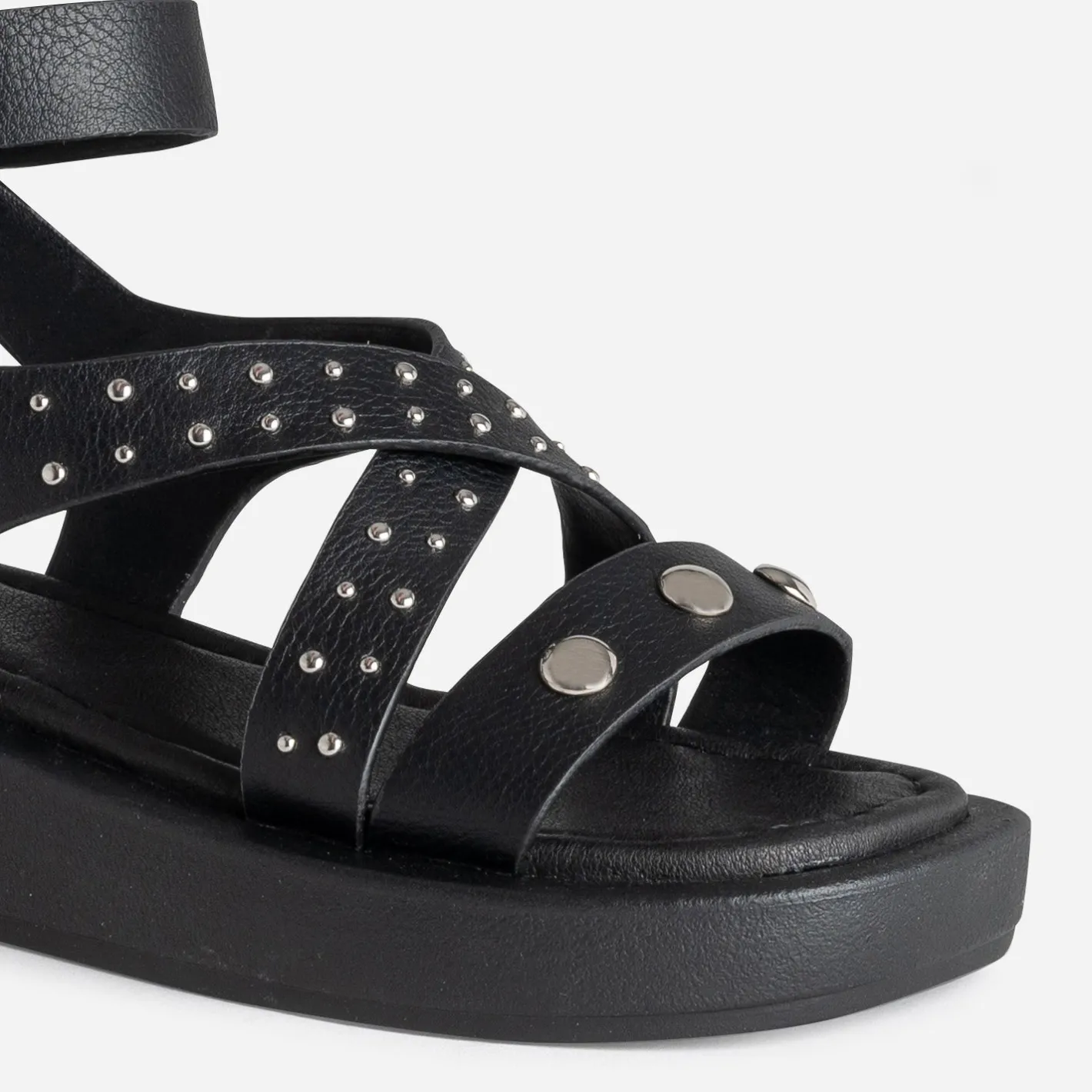 Sandale e cloutée^Texto Discount