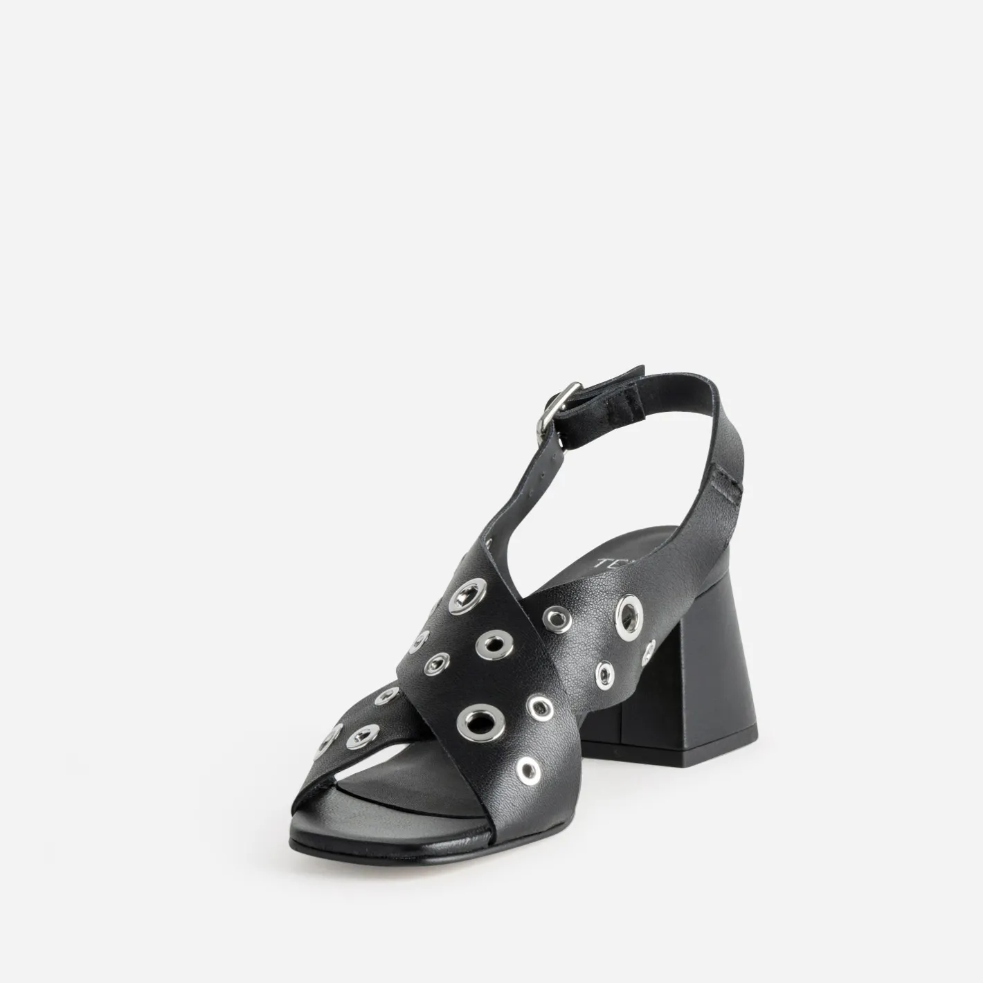 Sandale e cuir décor œillets^Texto