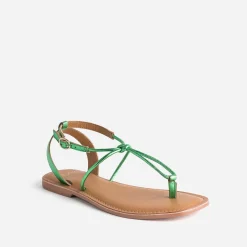 Sandale-tong verte en cuir métallisé^Texto