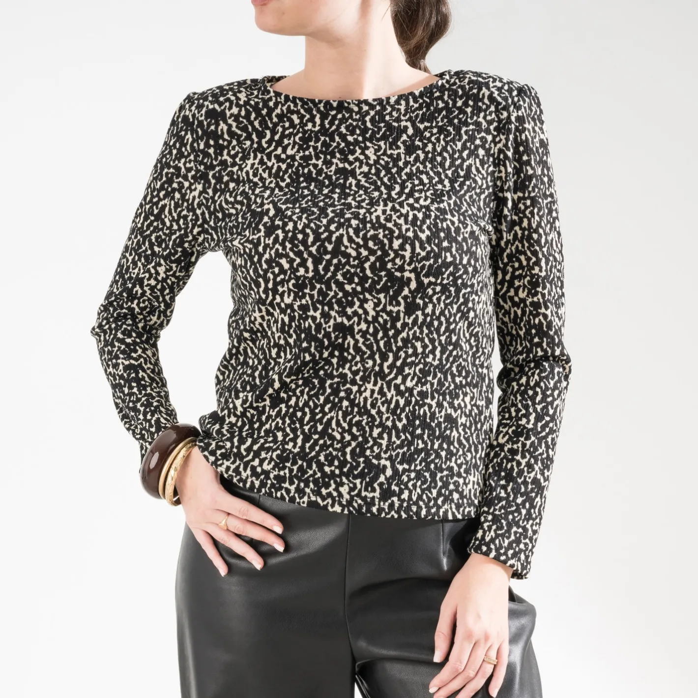 Tee-shirt imprimé animalier à épaulettes^Texto Online